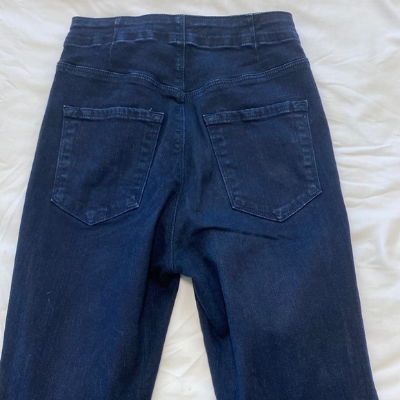 J Brand Natasha Raw Hem High Rise Skinny Crop Blue Jeans in Bluebird Size 25 - Picture 9 of 10